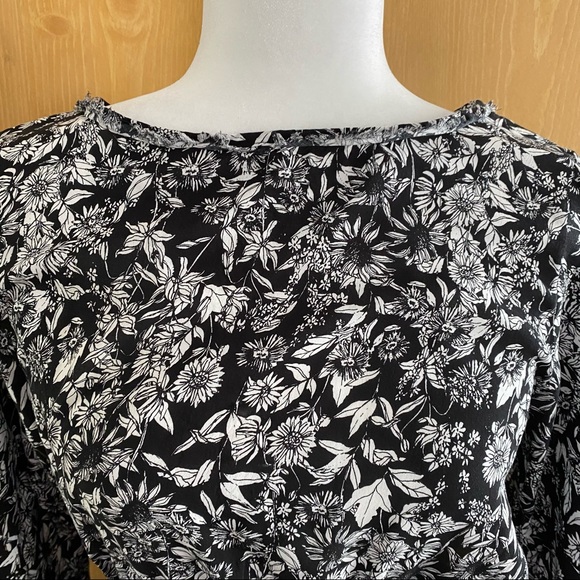 Olivaceous • Black & White Floral Open Back Mini Dress - Picture 5 of 12